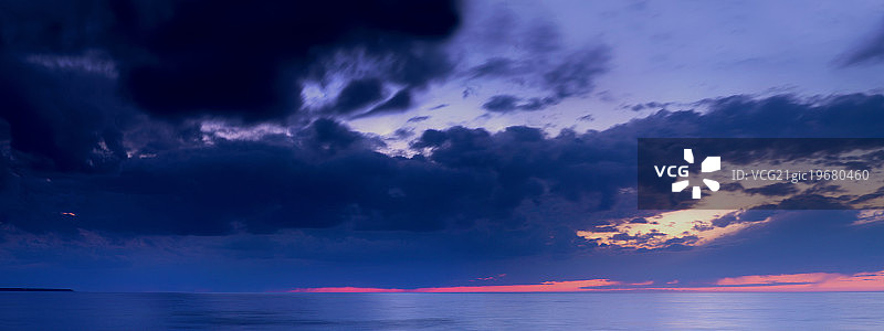 波罗的海的日落图片素材