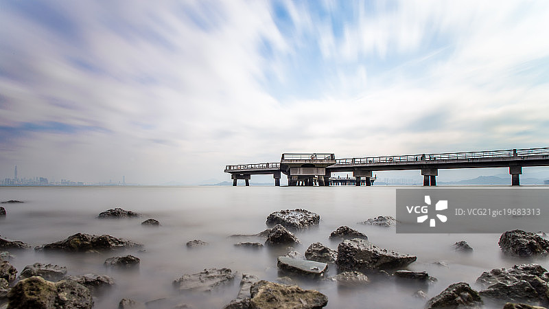 深圳湾海滩栈桥图片素材