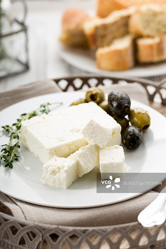 菲达奶酪配橄榄图片素材
