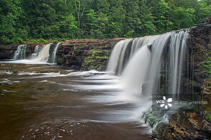 塔夸梅农下瀑布图片素材