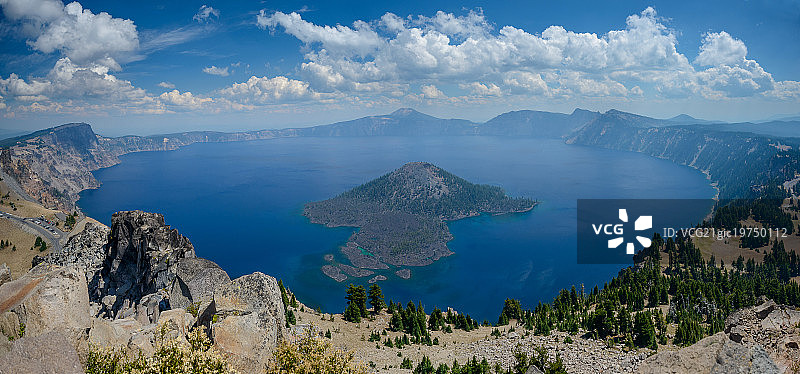 火山口湖图片素材