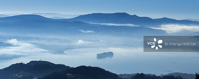 维戈河口的黎明图片素材