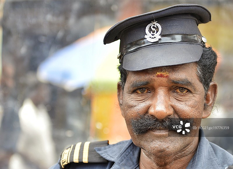 摆姿势的警察图片素材