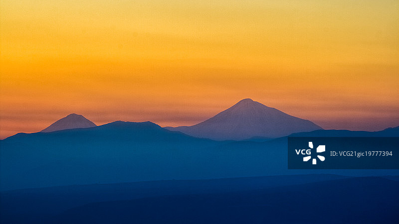 阿勒山图片素材