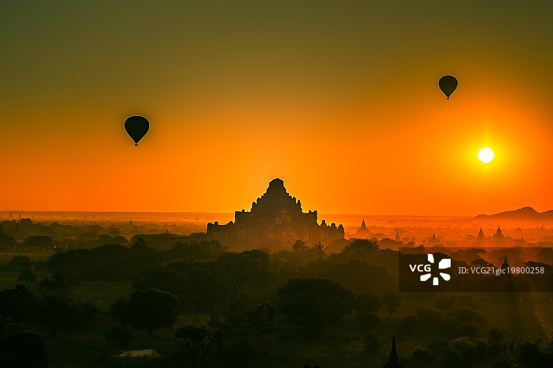 蒲甘的清晨图片素材