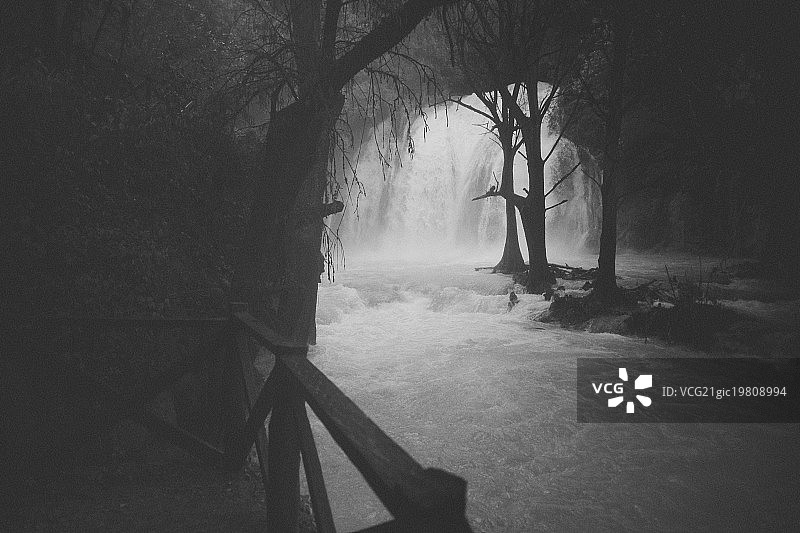 新娘的面纱瀑布图片素材