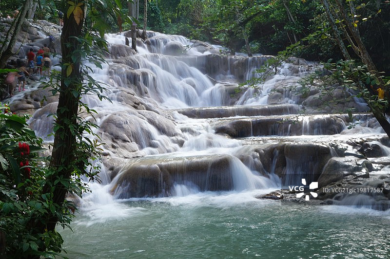 牙买加邓斯河瀑布图片素材