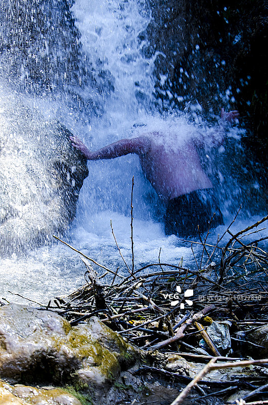 穴居人图片素材