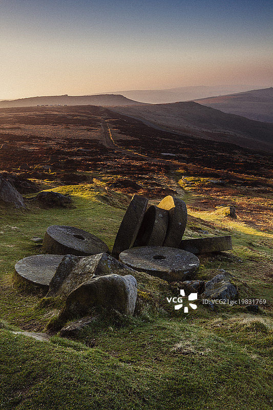 Stanage Edge磨石图片素材