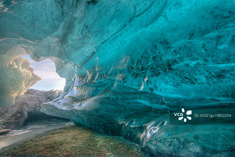 冰洞通风口图片素材