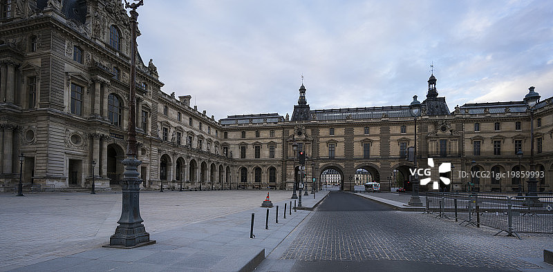 法国巴黎卢浮宫图片素材