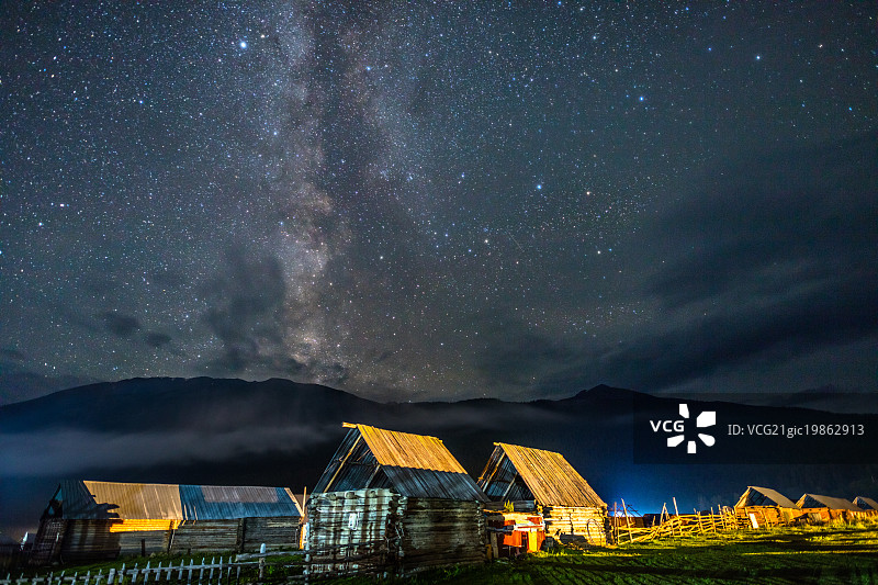 星空下的禾木图片素材