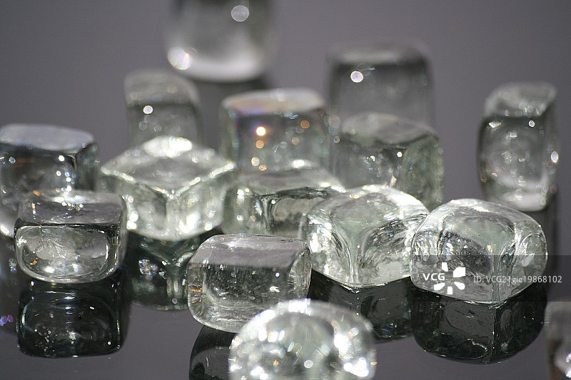 玻璃立方体图片素材