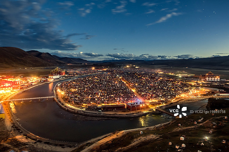 四川省白玉县亚青寺风光图片素材