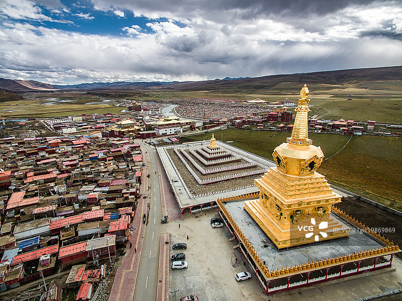 四川省白玉县亚青寺风光图片素材