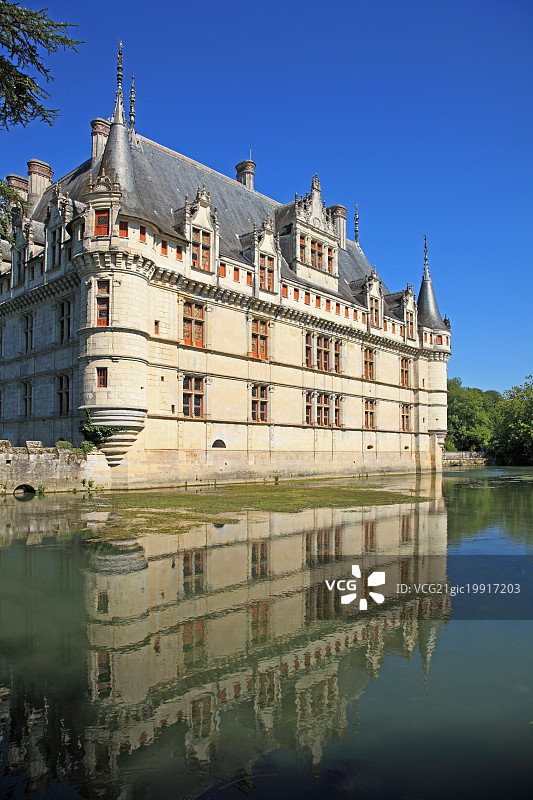 法国卢瓦尔河谷阿泽勒里多城堡图片素材