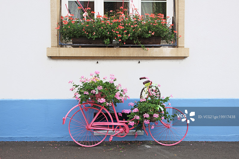 法国阿尔萨斯上莱茵省，新布里萨赫图片素材