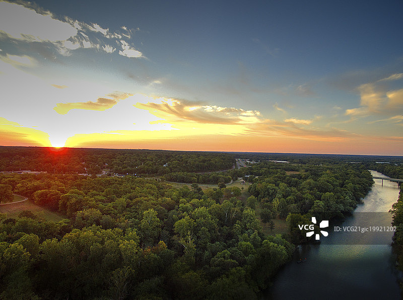拉帕汉诺克河上的日出图片素材