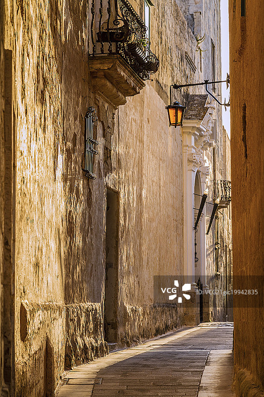 马耳他姆迪纳的日落图片素材