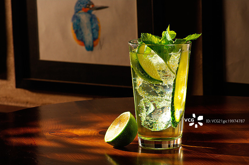 鸡尾酒图片素材