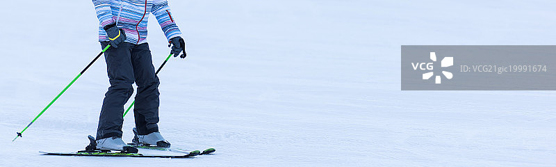 滑雪者的局部图片素材