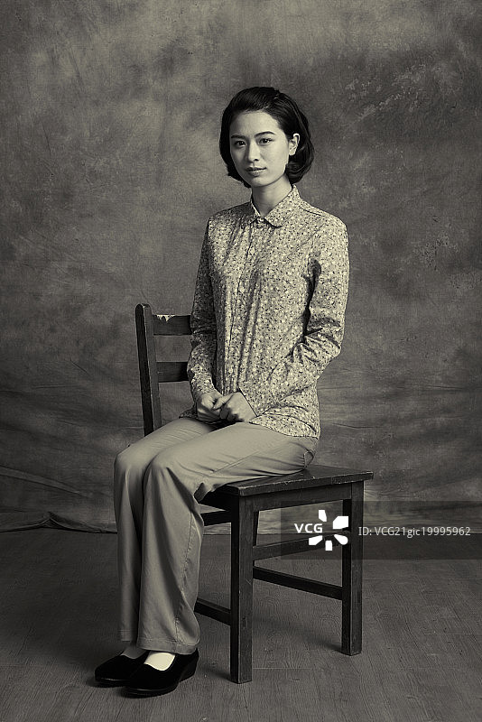 复古青年女人图片素材