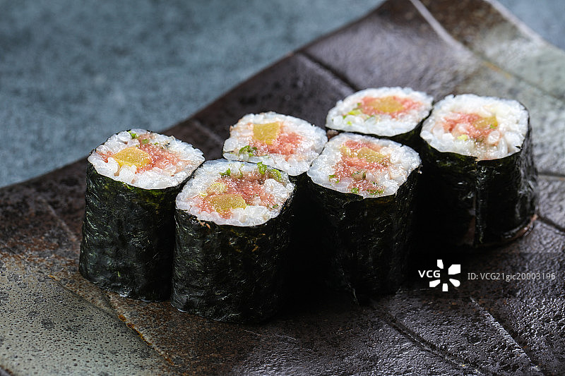 大脂酱瓜卷寿司图片素材