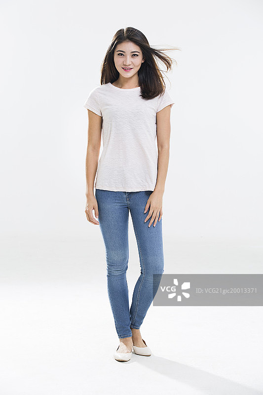 年轻女子肖像图片素材