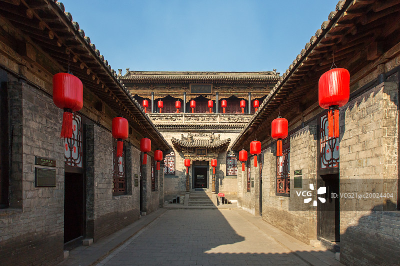 大红灯笼高高挂图片素材