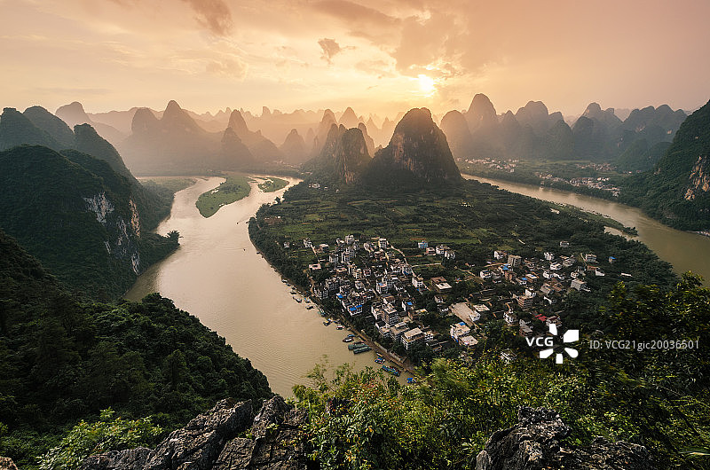 桂林老寨山日落风光图片素材