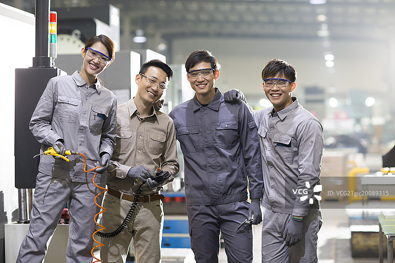 自信的工程师团队图片素材