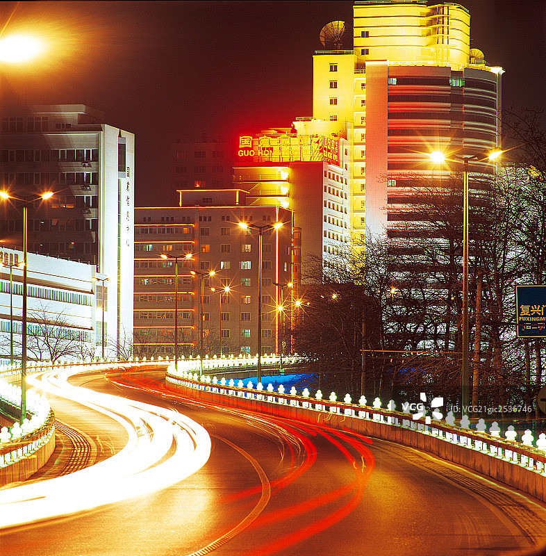 北京城市建筑夜景木樨地图片素材