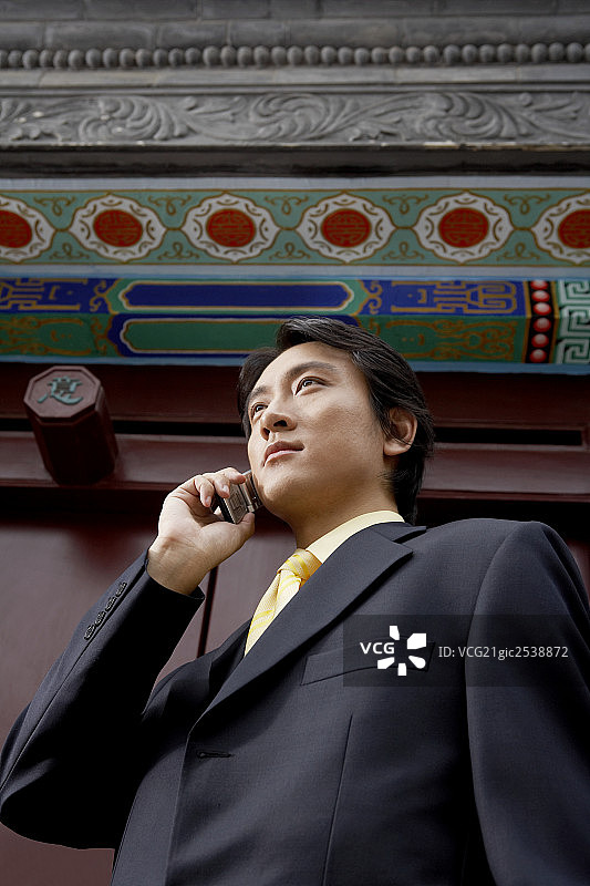 商务男子打电话图片素材