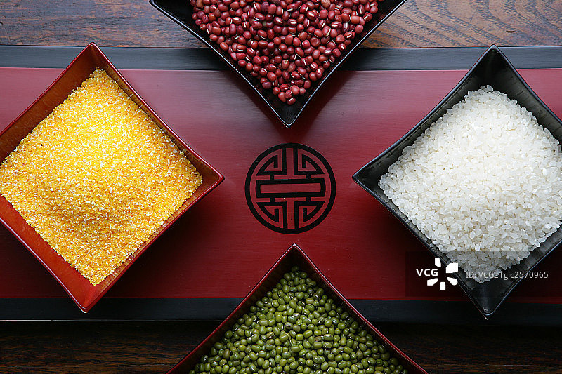 杂粮-米,红豆,小米,绿豆图片素材