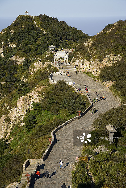 山东泰山上的寺庙图片素材
