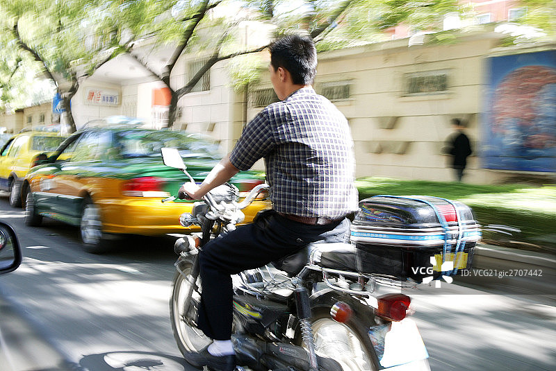 马路汽车图片素材