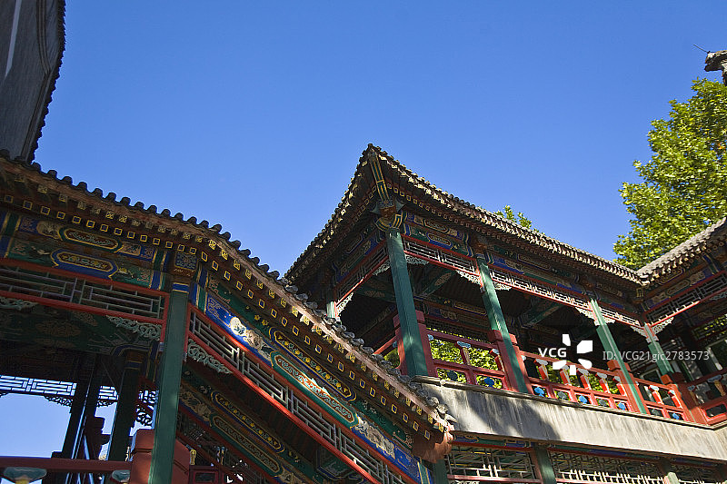 北京大观园中错落有致的长廊图片素材
