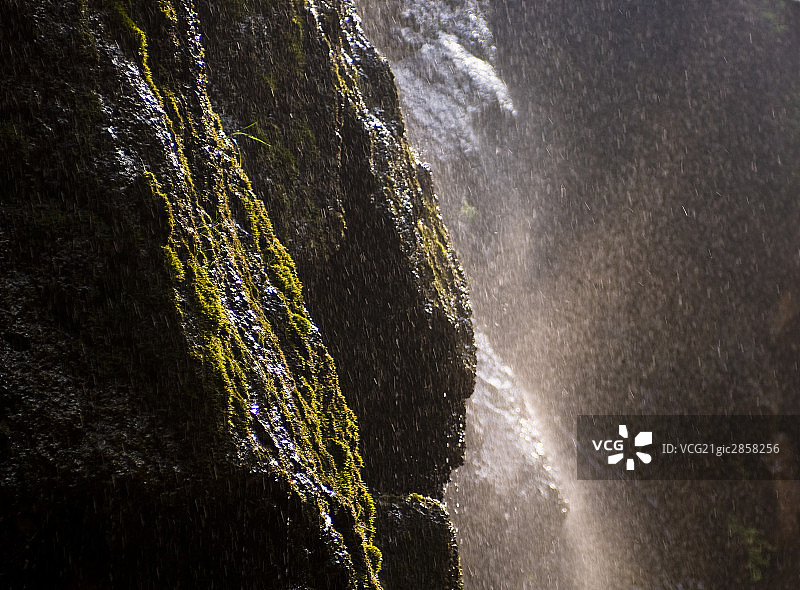 河南卢氏双龙湾瀑布图片素材