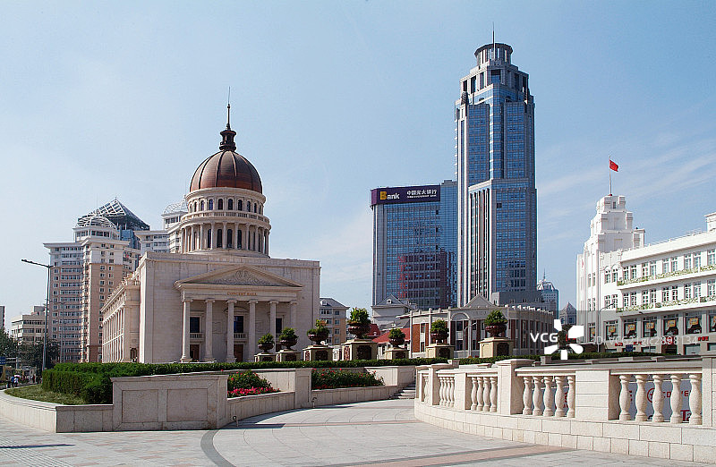 中国天津音乐厅及周边建筑图片素材