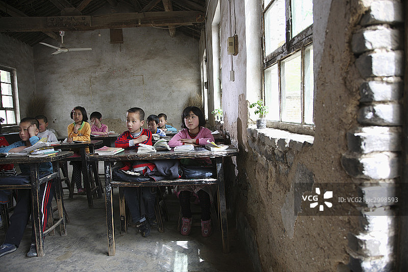 乡村小学图片素材