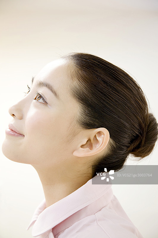 Profile of Asian woman图片素材
