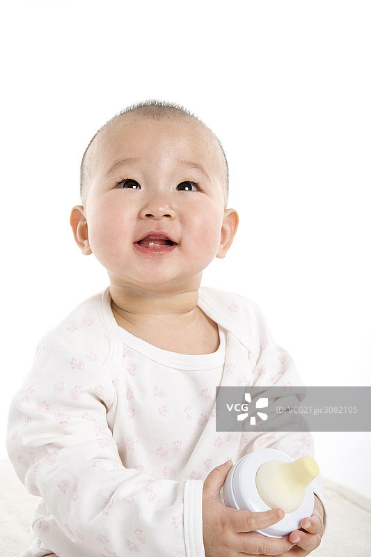 婴儿和奶瓶图片素材