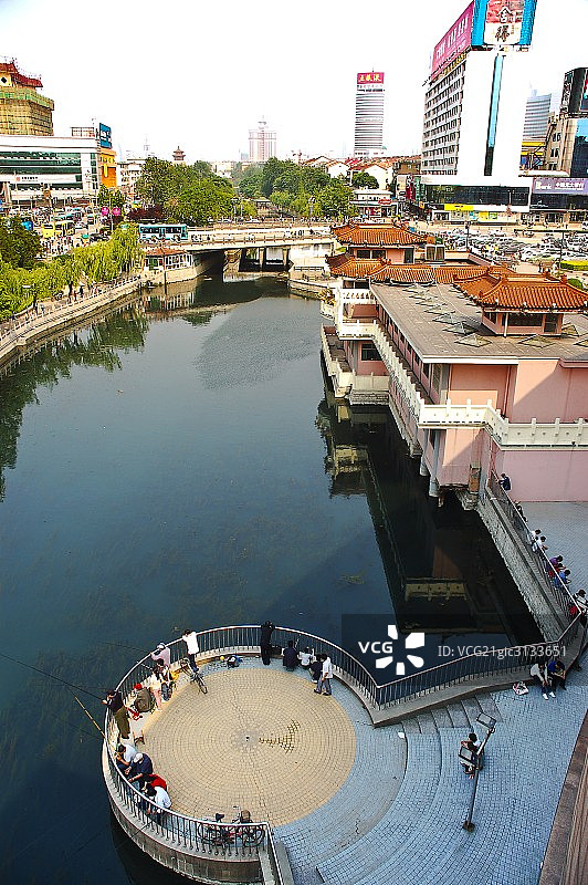 山东济南泉城广场图片素材