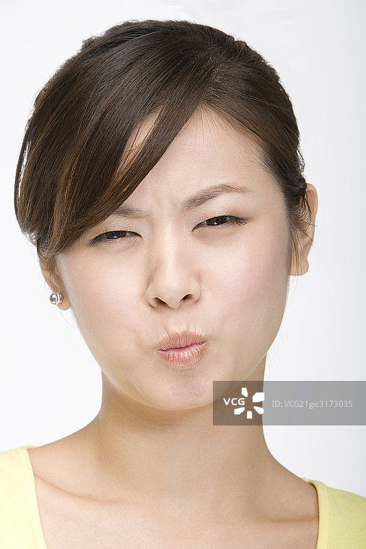 年轻女孩肖像图片素材