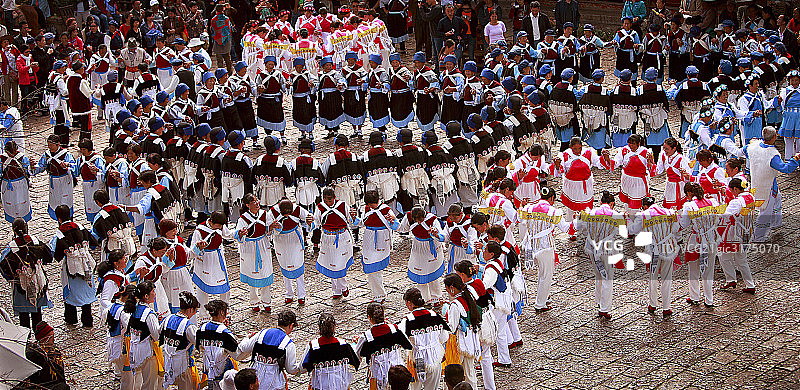 欢快的舞步图片素材