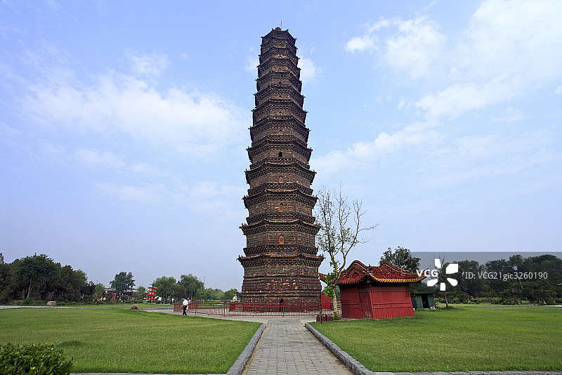 河南开封铁塔图片素材
