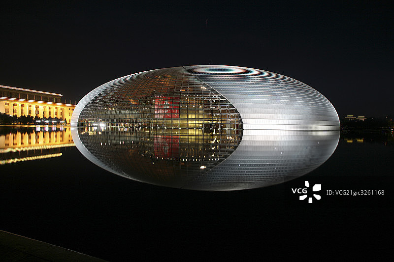 北京国家大剧院夜景图片素材