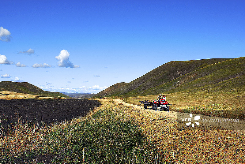 中国内蒙古呼伦贝尔大草原，哈达图农场图片素材