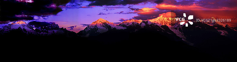 云南德钦图片素材