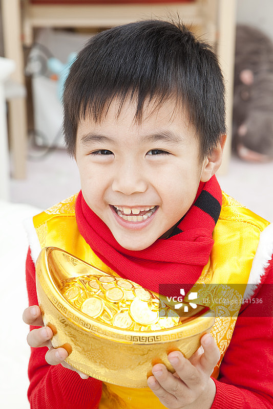 小男孩图片素材